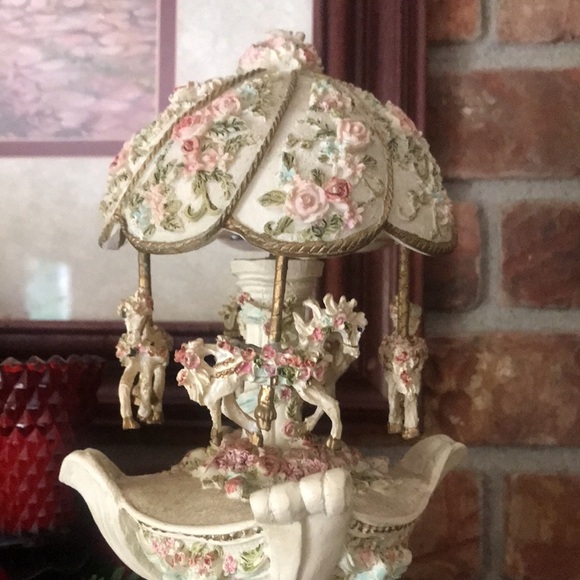 Rare Vintage 1970’s Victorian Carousel Horse - Picture 6 of 11